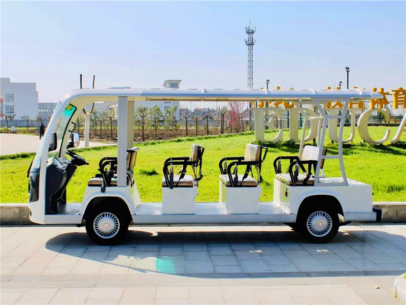 11座電動(dòng)觀光車
